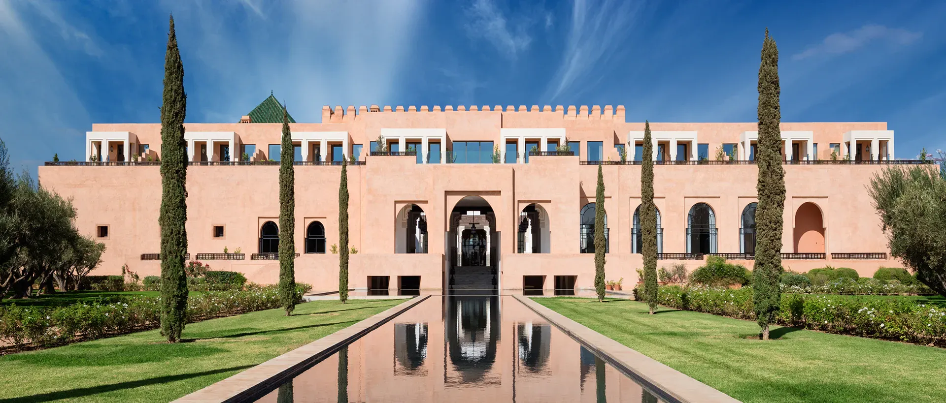 Best-luxury-hotel-1920x819